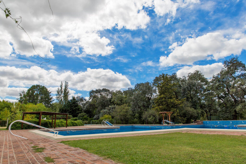 1534027087_praderaslujan-praderas-lujan-comar64